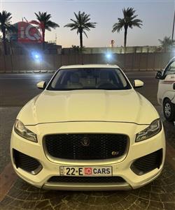 جاگوار F-Pace